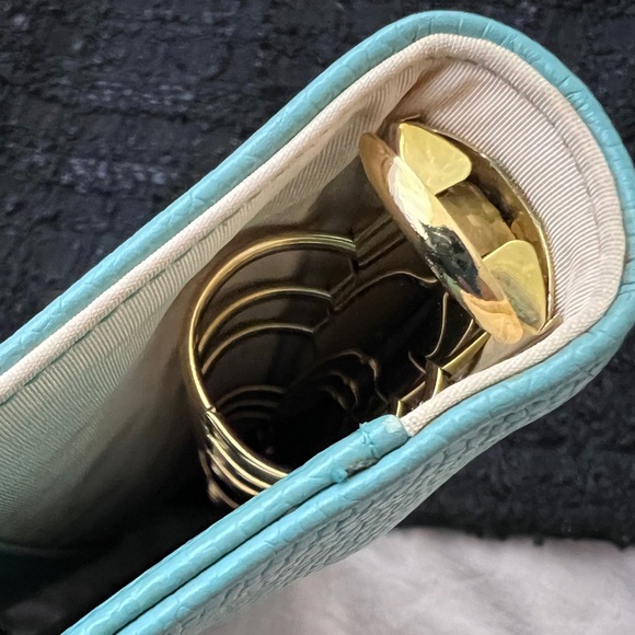 Auth Chanel CC Logo MEDIUM Turquoise Blue Caviar Agenda Cover w/Gold Hdw - Picture 9 of 16